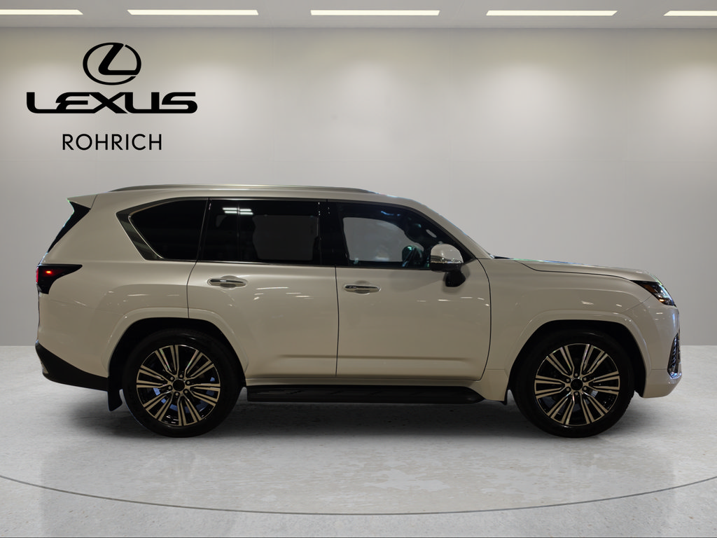 New 2026 Lexus LX 600 4WD w/ Accessory Package (2T) image 5