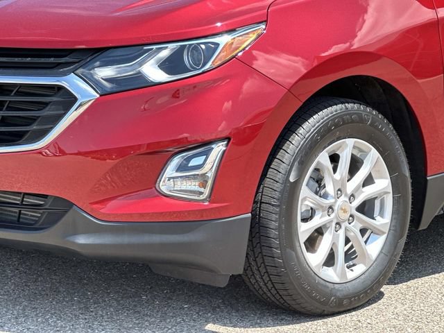 Used 2020 Chevrolet Equinox LT w/ LPO, Floor Liner Package FWD image 7