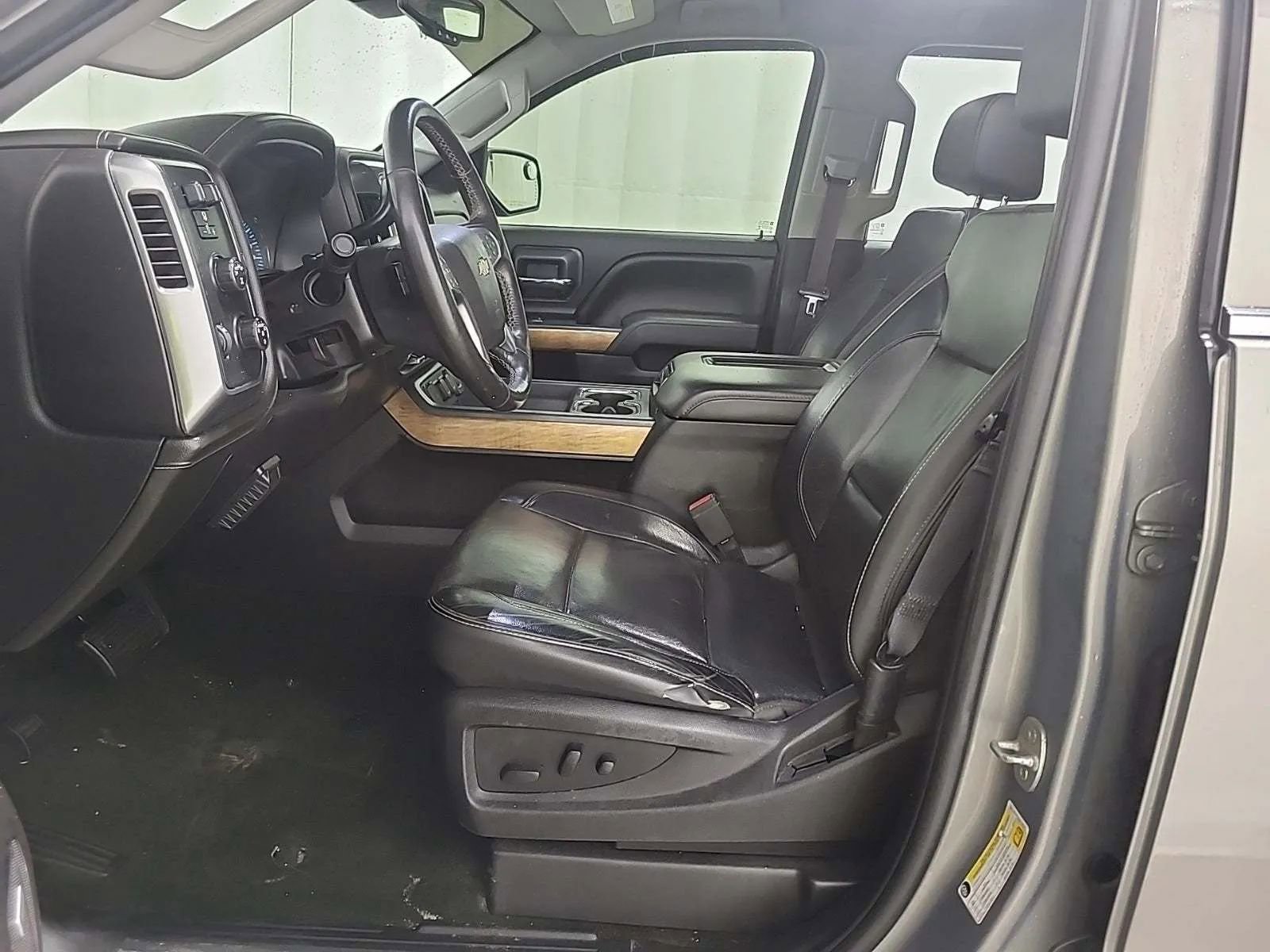 Used 2017 Chevrolet Silverado 1500 LTZ image 7