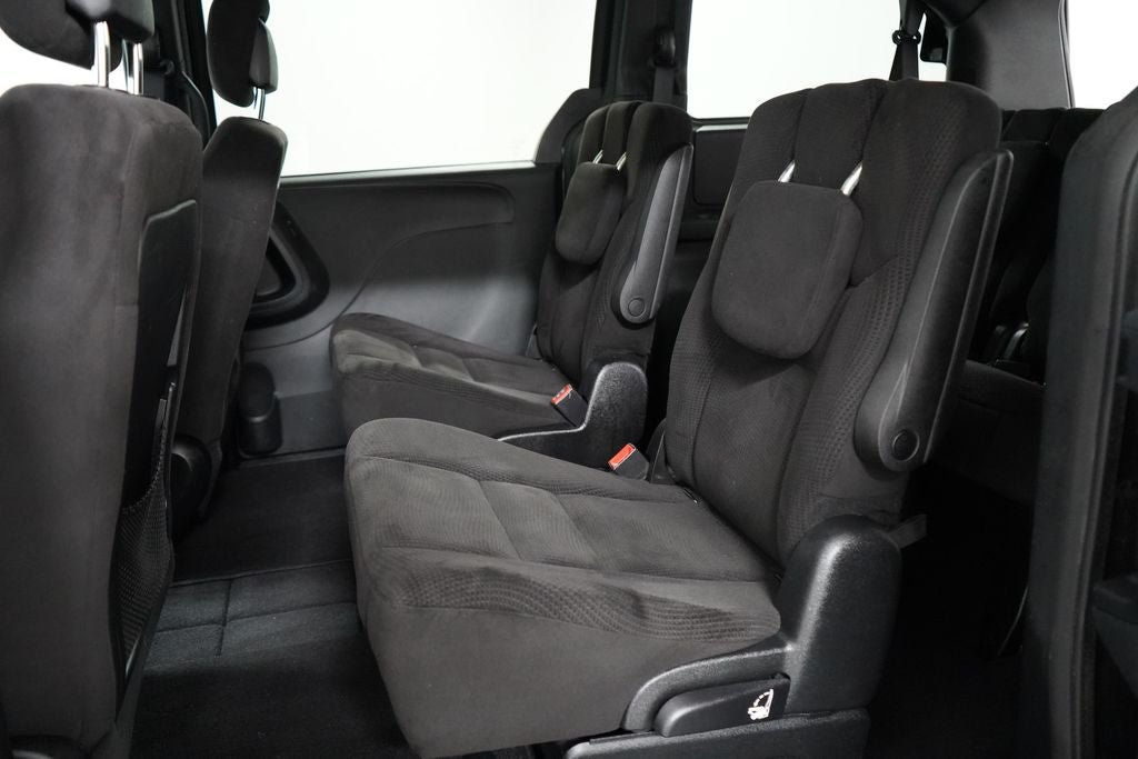 Used 2014 Dodge Grand Caravan SE w/ Quick Order Package 29E SE FWD image 14