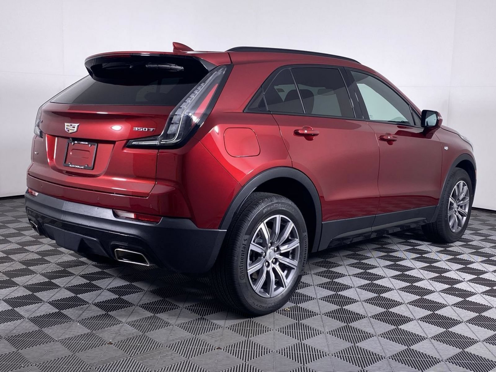 Certified 2023 Cadillac XT4 Sport AWD/4WD image 18