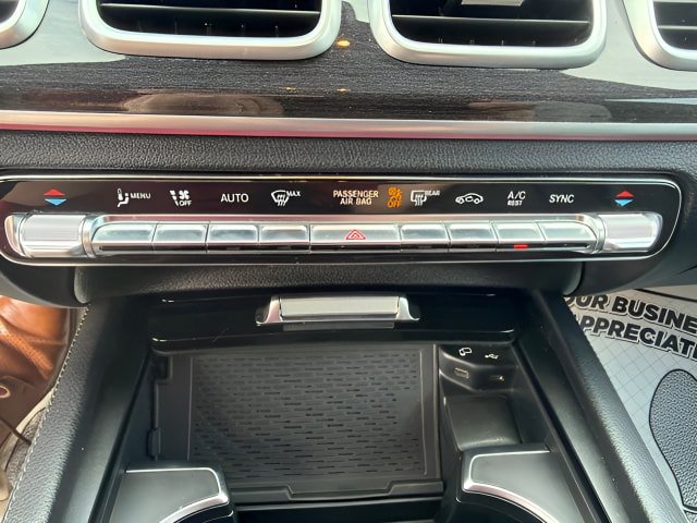Used 2021 Mercedes-Benz GLE 350 w/ Premium Package image 19