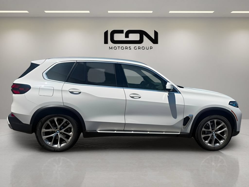 Used 2026 BMW X5 xDrive40i AWD/4WD image 6