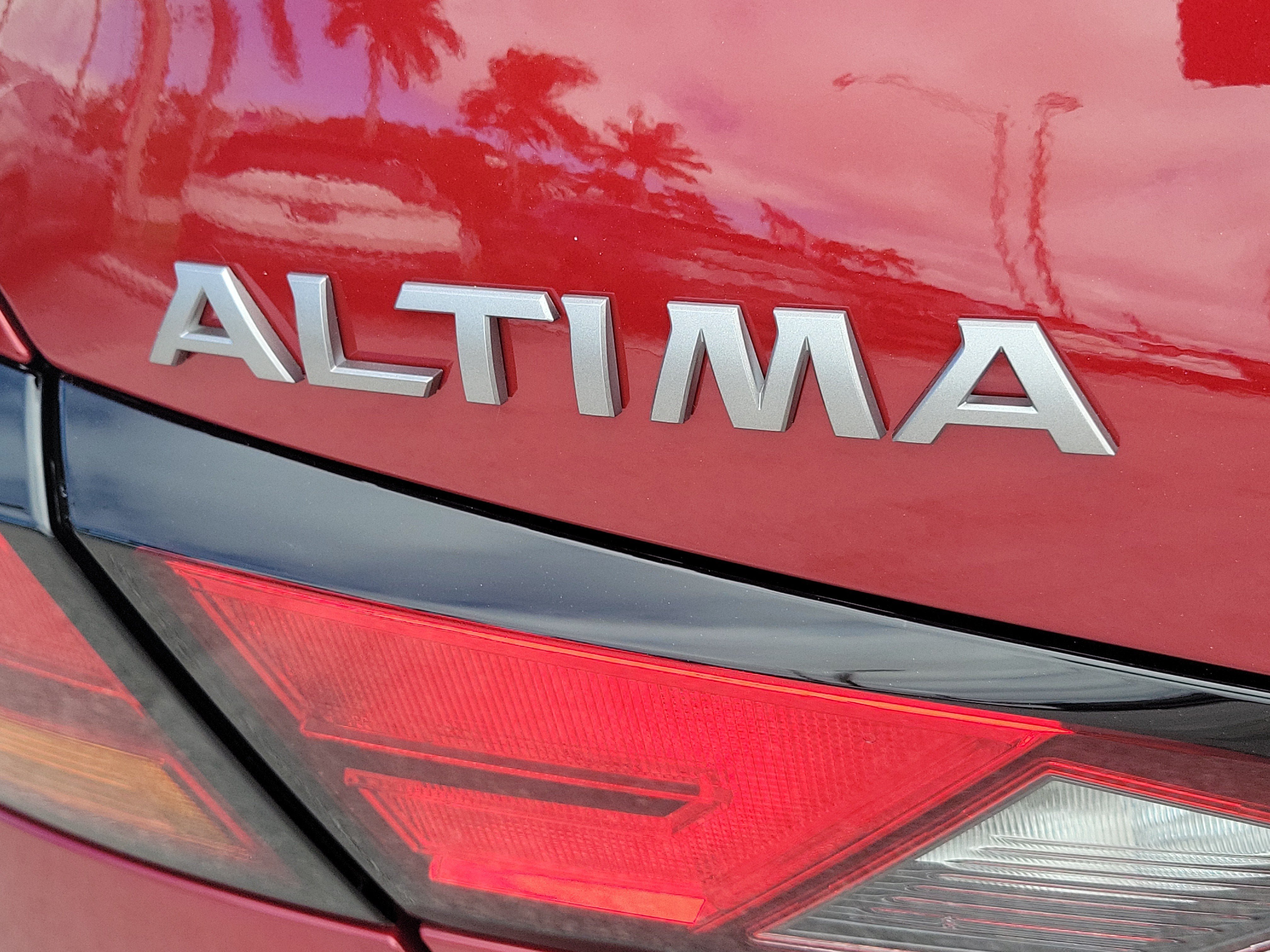 New 2026 Nissan Altima 2.5 SR FWD image 9