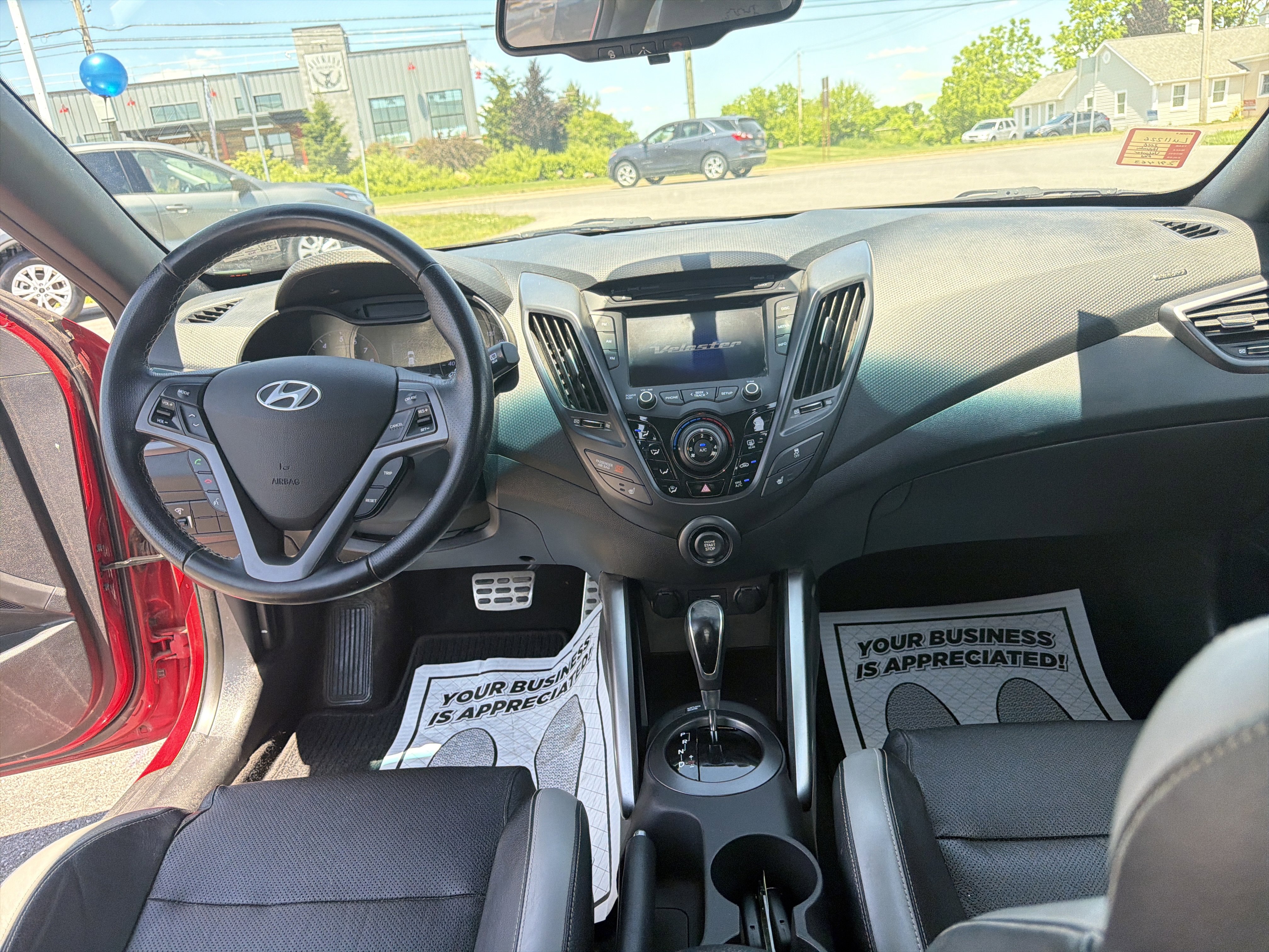 Used 2016 Hyundai Veloster Turbo FWD image 14