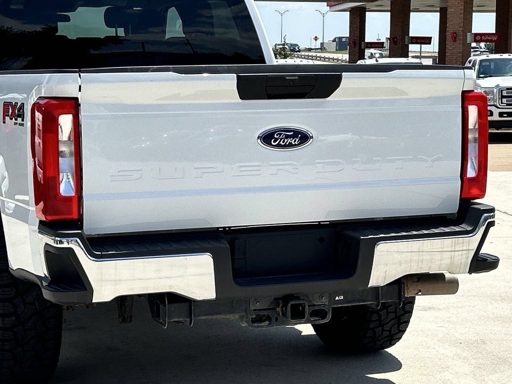 Used 2025 Ford F250 XLT w/ FX4 Off-Road Package AWD/4WD image 6