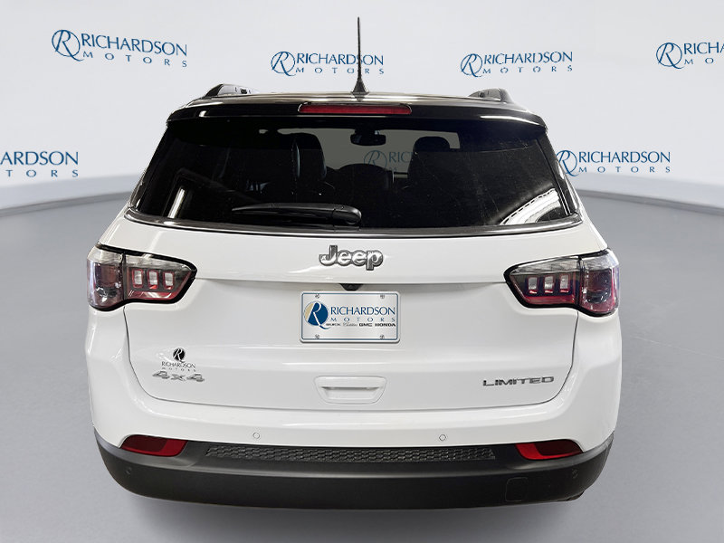 Used 2024 Jeep Compass Limited image 4