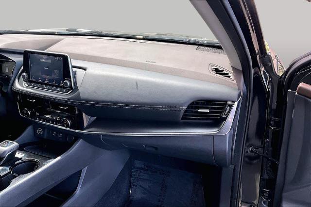 Certified 2021 Nissan Rogue SV FWD image 18