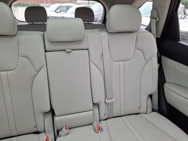 Used 2024 Kia Sorento S w/ Panoramic Sunroof Package FWD image 20