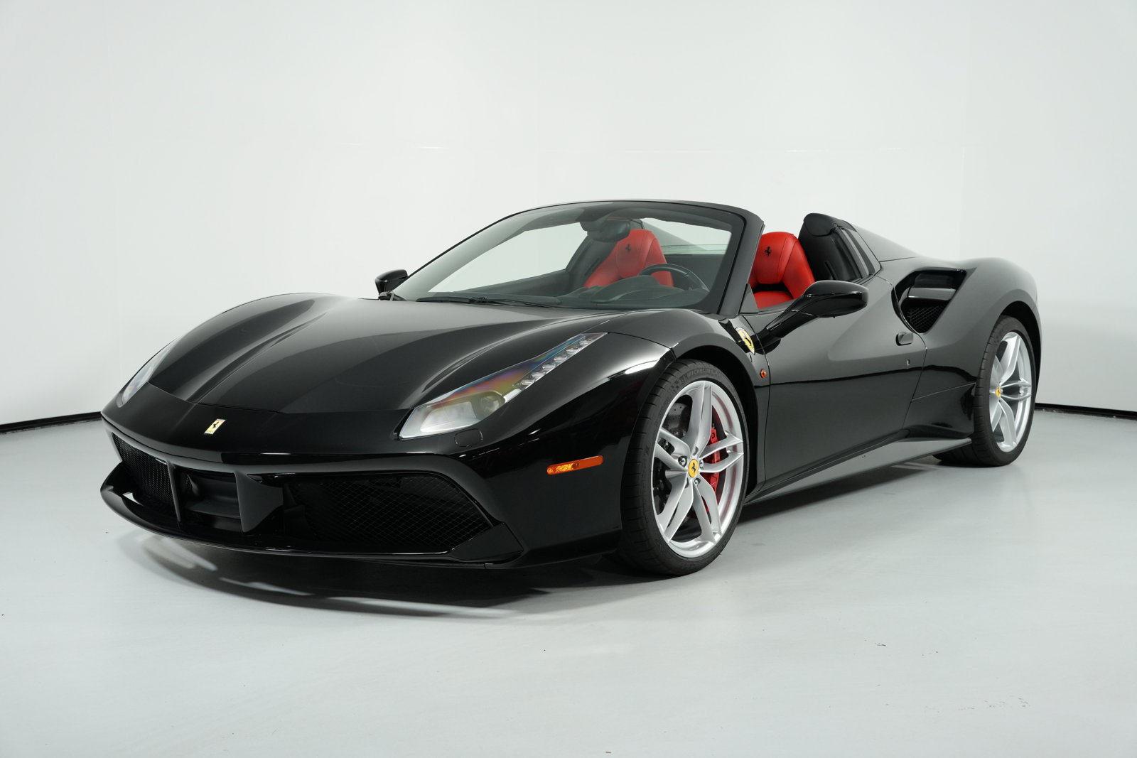 Certified 2017 Ferrari 488 Spider RWD image 21