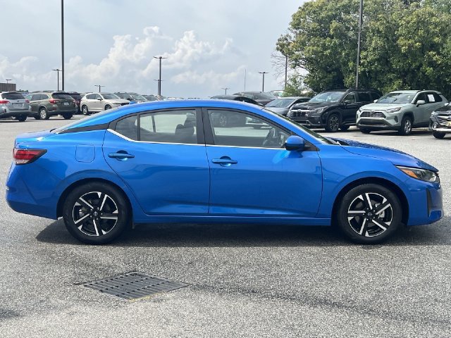Used 2025 Nissan Sentra SV FWD image 14