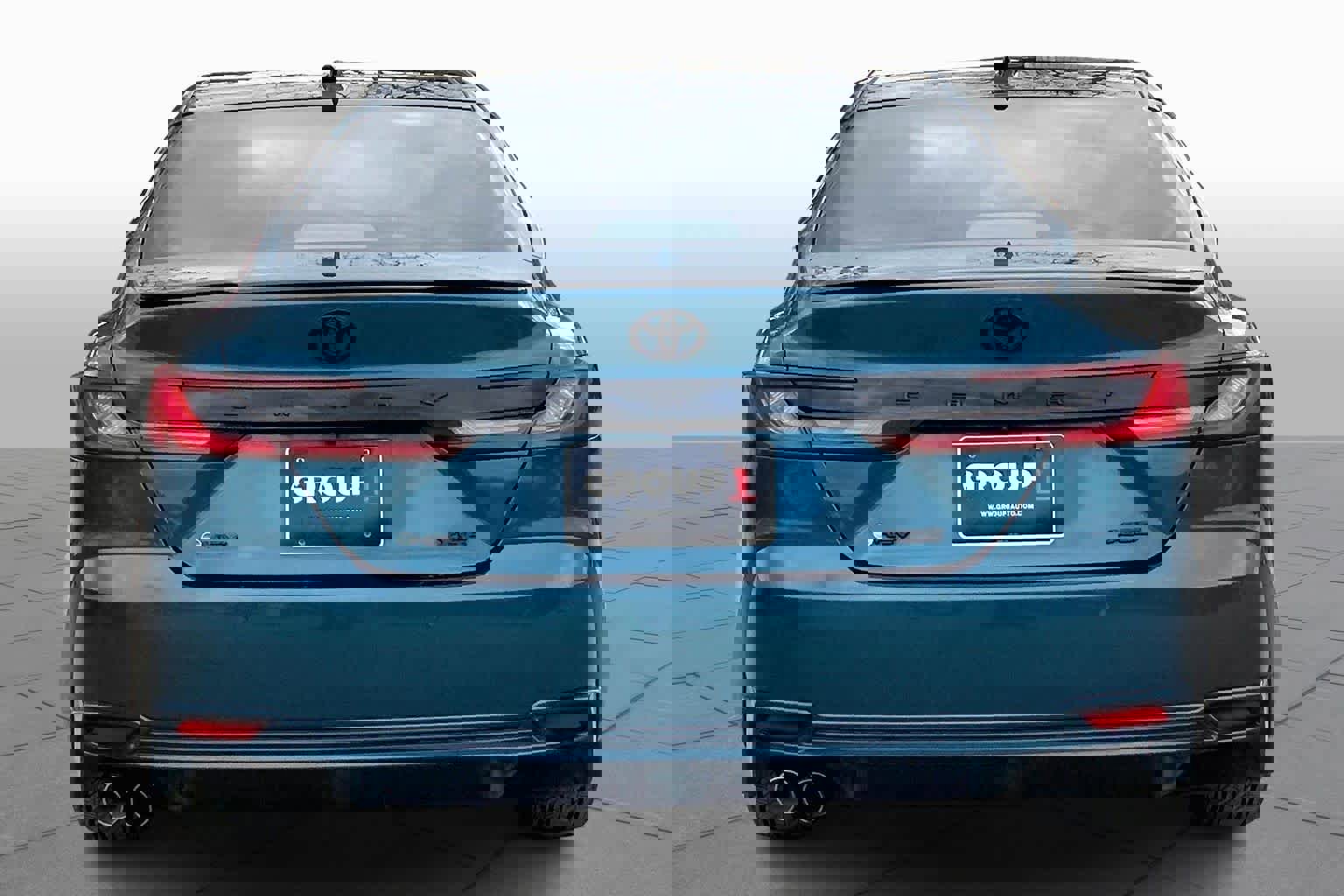 Used 2025 Toyota Camry XSE image 4