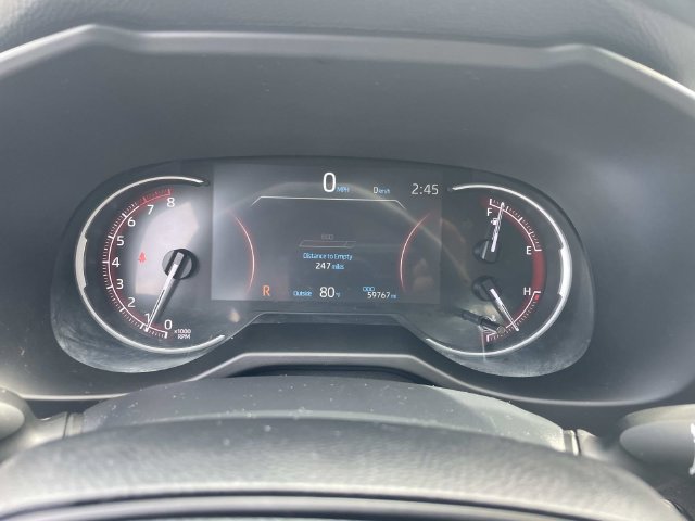 Used 2024 Toyota RAV4 XLE FWD image 35