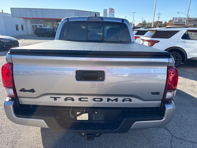 Used 2021 Toyota Tacoma SR AWD/4WD image 4