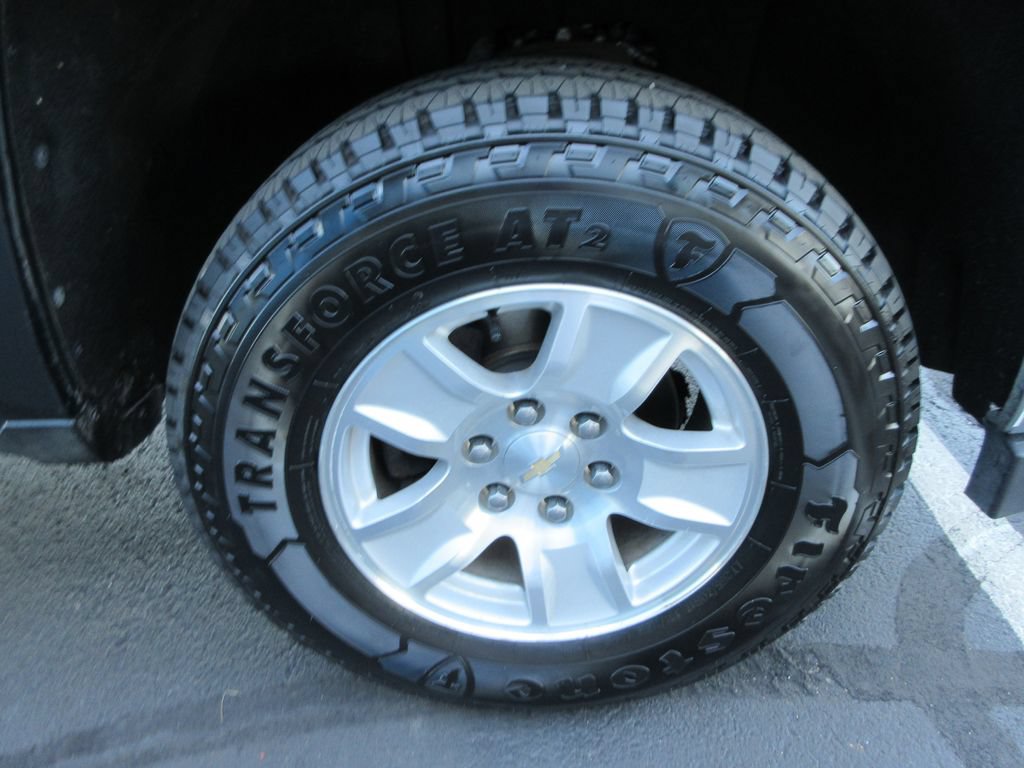 Certified 2018 Chevrolet Silverado 1500 LT AWD/4WD image 9