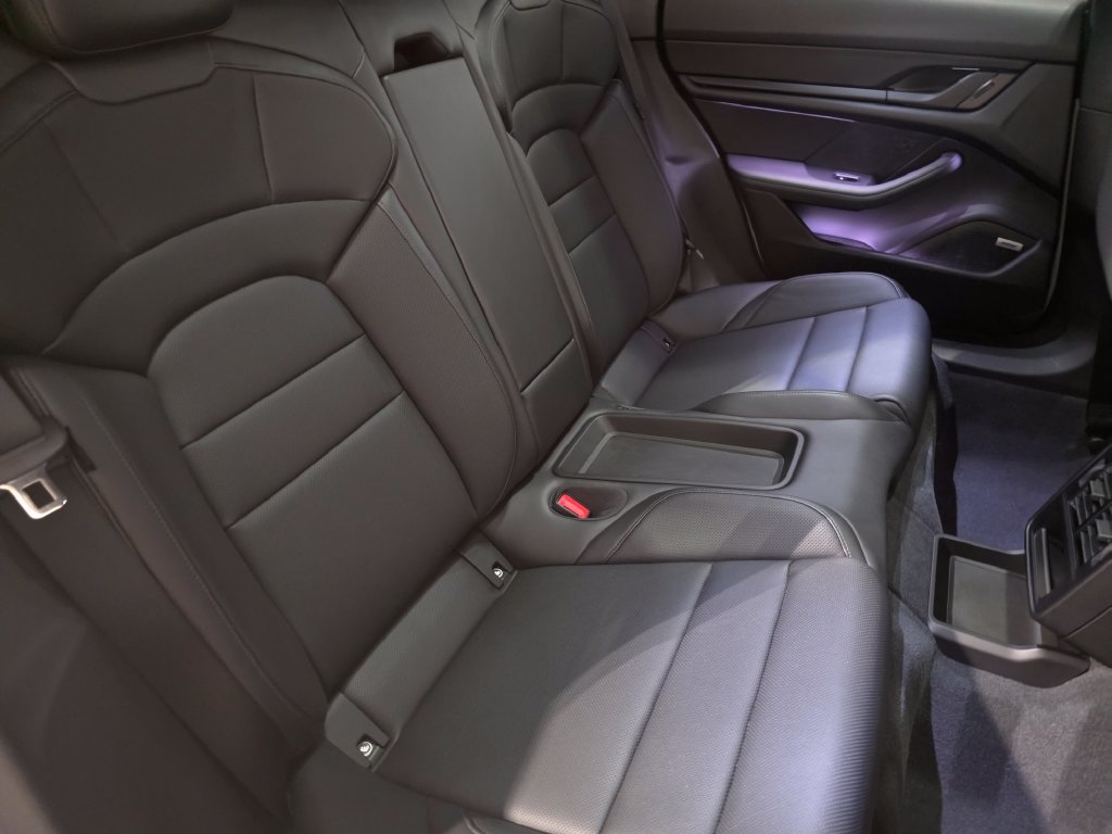 Certified 2024 Porsche Taycan RWD image 14