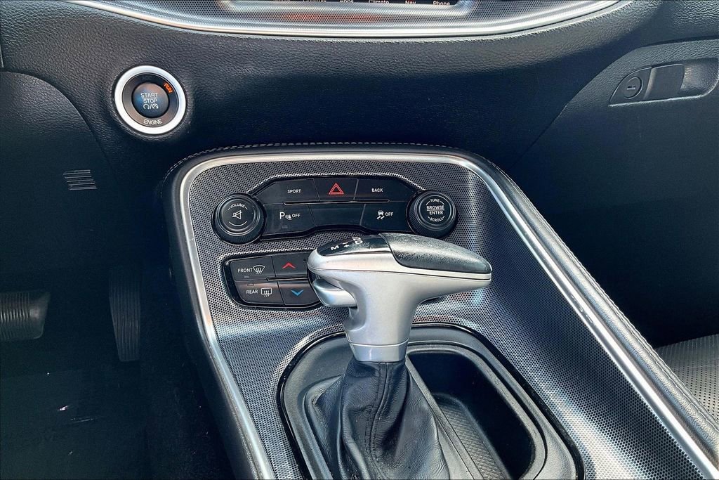 Used 2015 Dodge Challenger SXT Plus RWD image 15
