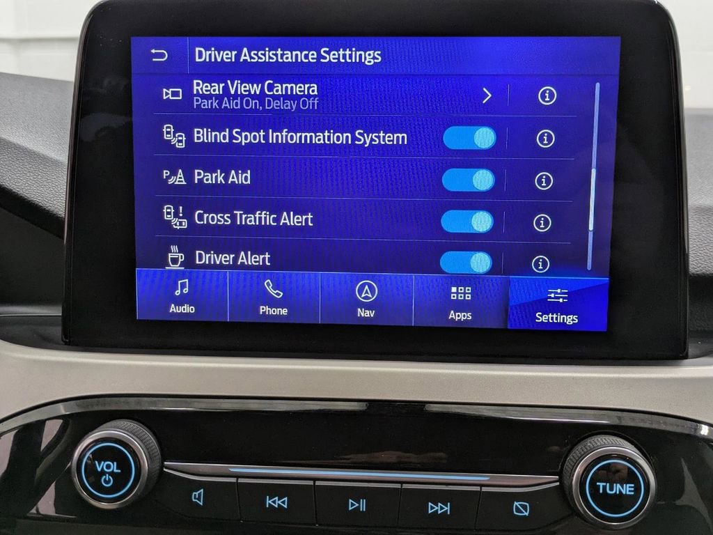 Used 2022 Ford Escape SEL AWD/4WD image 9