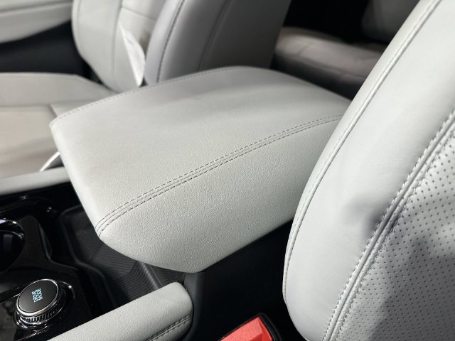 Certified 2026 Ford Explorer Platinum w/ LUX Leather Package AWD/4WD image 28