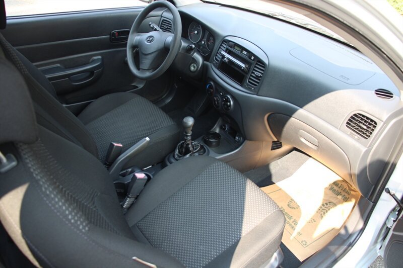 Used 2008 Hyundai Accent GS FWD image 13
