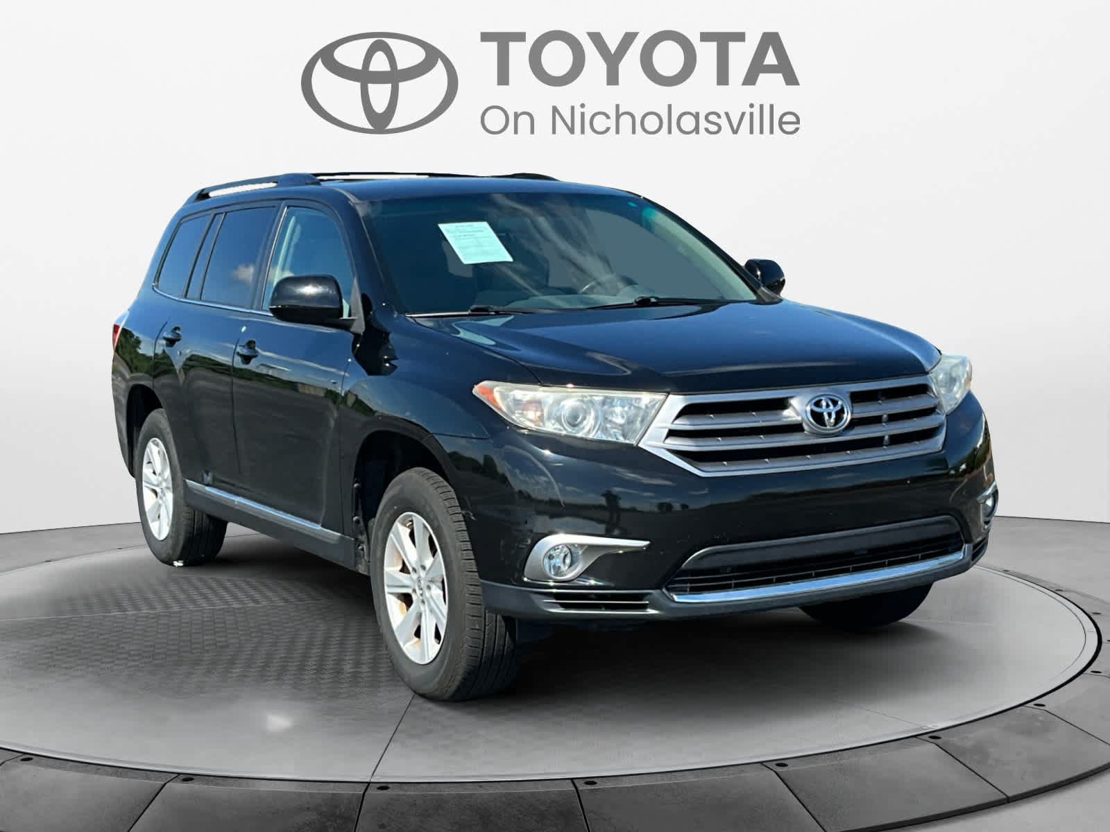 Used 2013 Toyota Highlander Plus AWD/4WD image 7