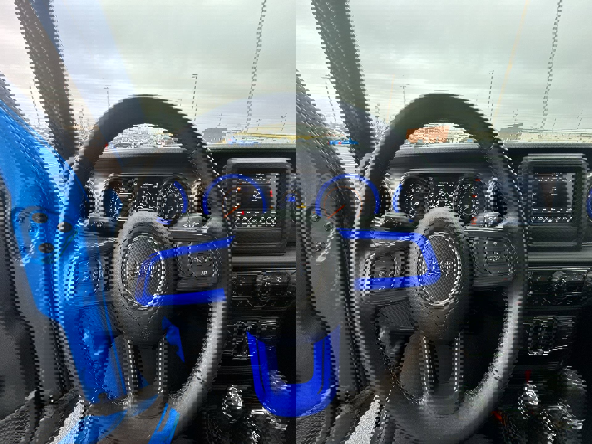 Used 2021 Jeep Gladiator Sport image 14