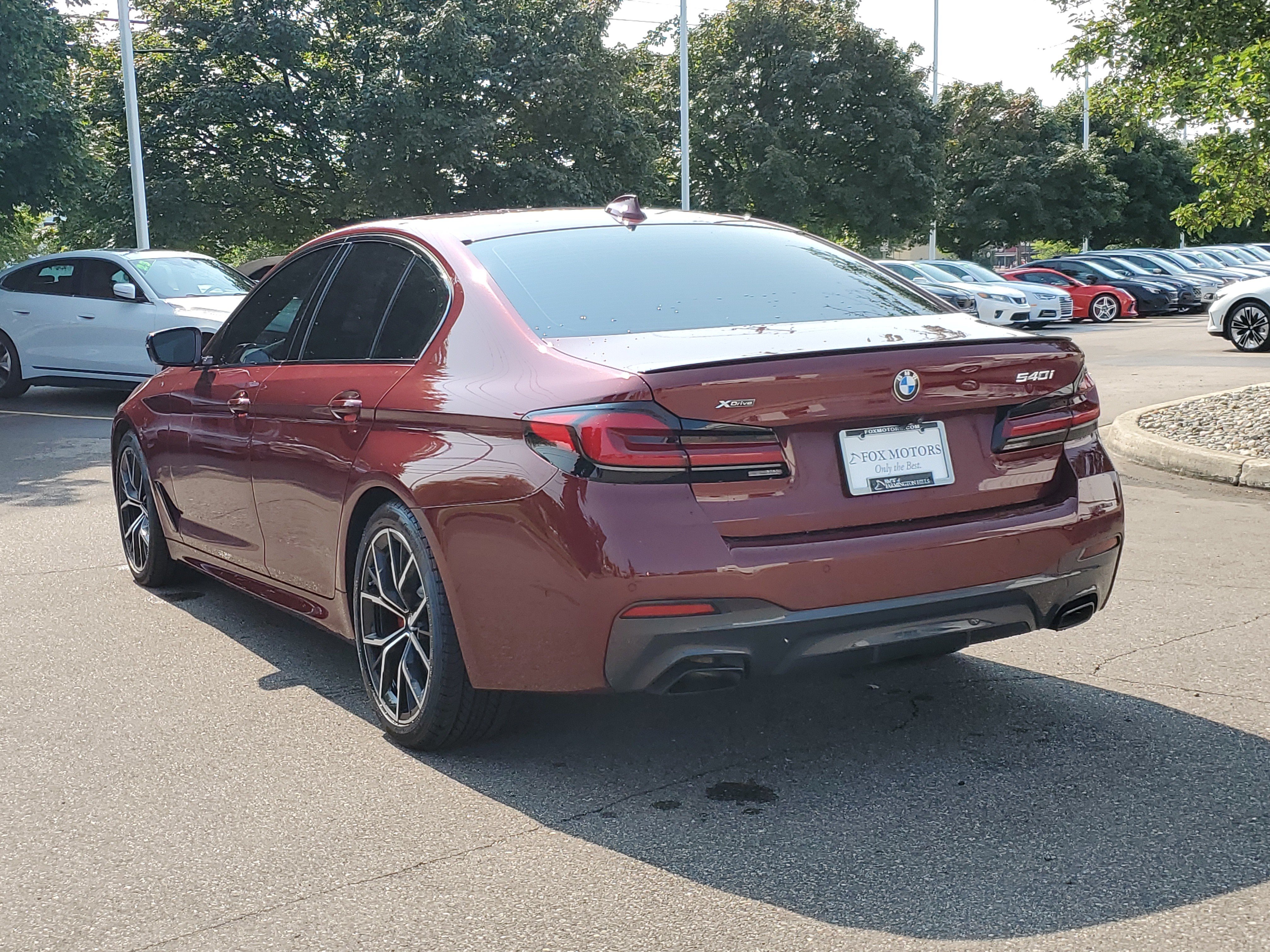 Used 2023 BMW 540i xDrive w/ Executive Package AWD/4WD image 3