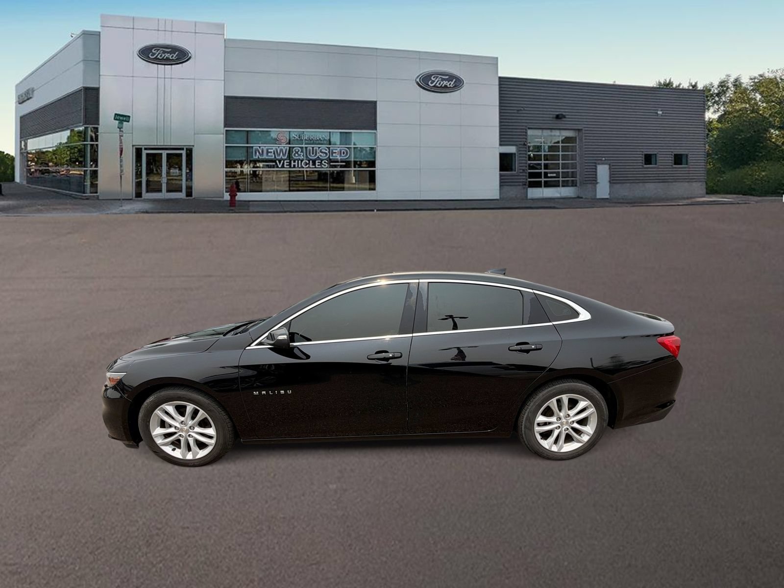Used 2018 Chevrolet Malibu LT w/ Leather Package FWD image 6