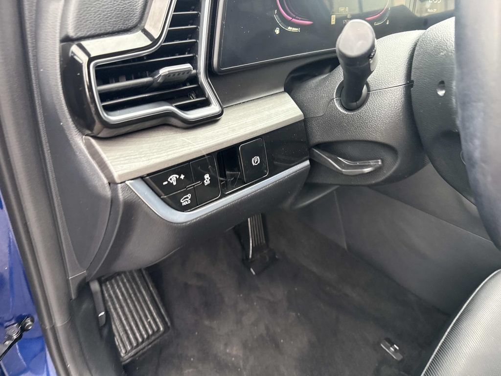 Used 2024 Kia Sportage X-Line w/ X-Line Premium Package AWD/4WD image 22