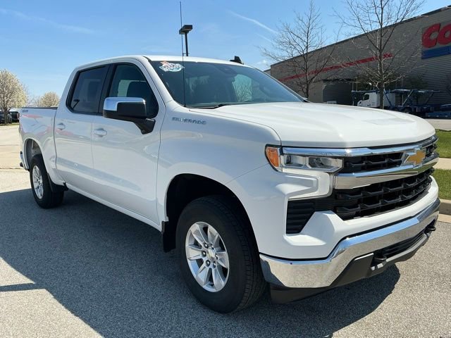 Used 2023 Chevrolet Silverado 1500 LT image 2