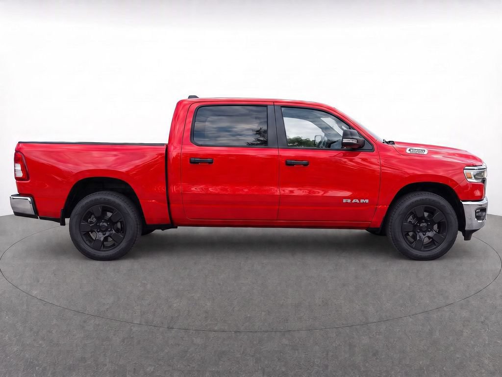 Used 2025 RAM 1500 Big Horn AWD/4WD image 7