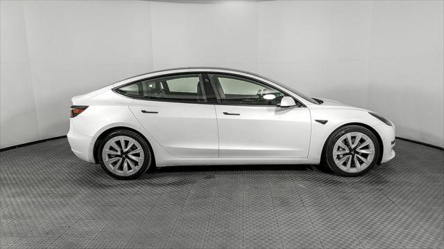 Used 2021 Tesla Model 3 Standard Range Plus image 8
