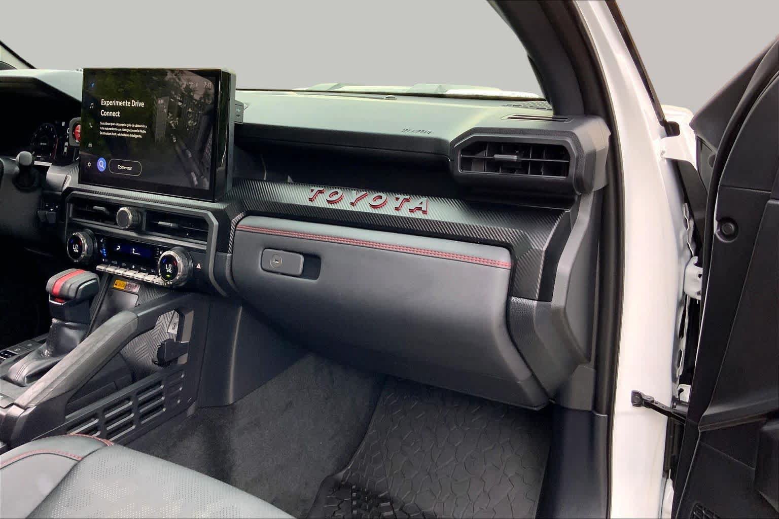 Used 2025 Toyota Tacoma TRD Pro AWD/4WD image 19