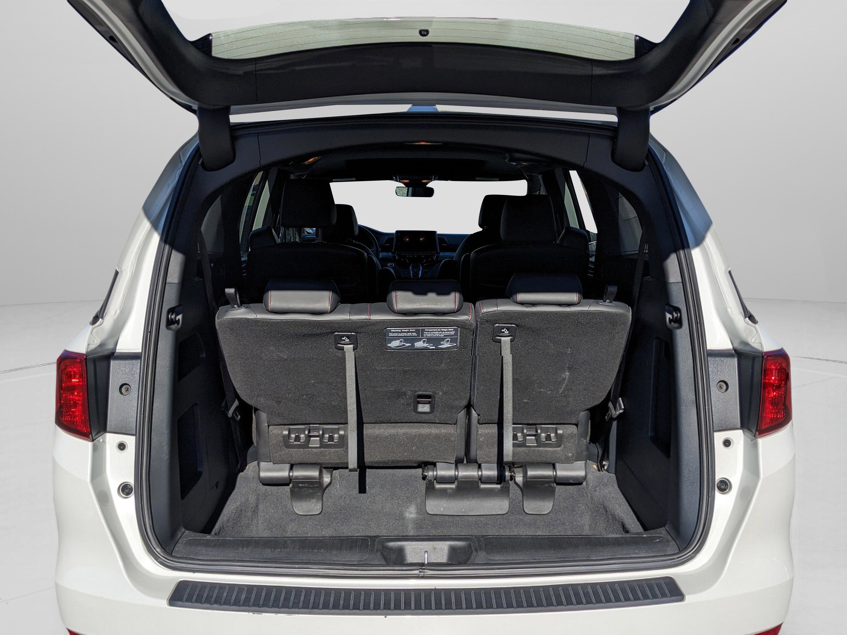 Used 2023 Honda Odyssey Sport image 38