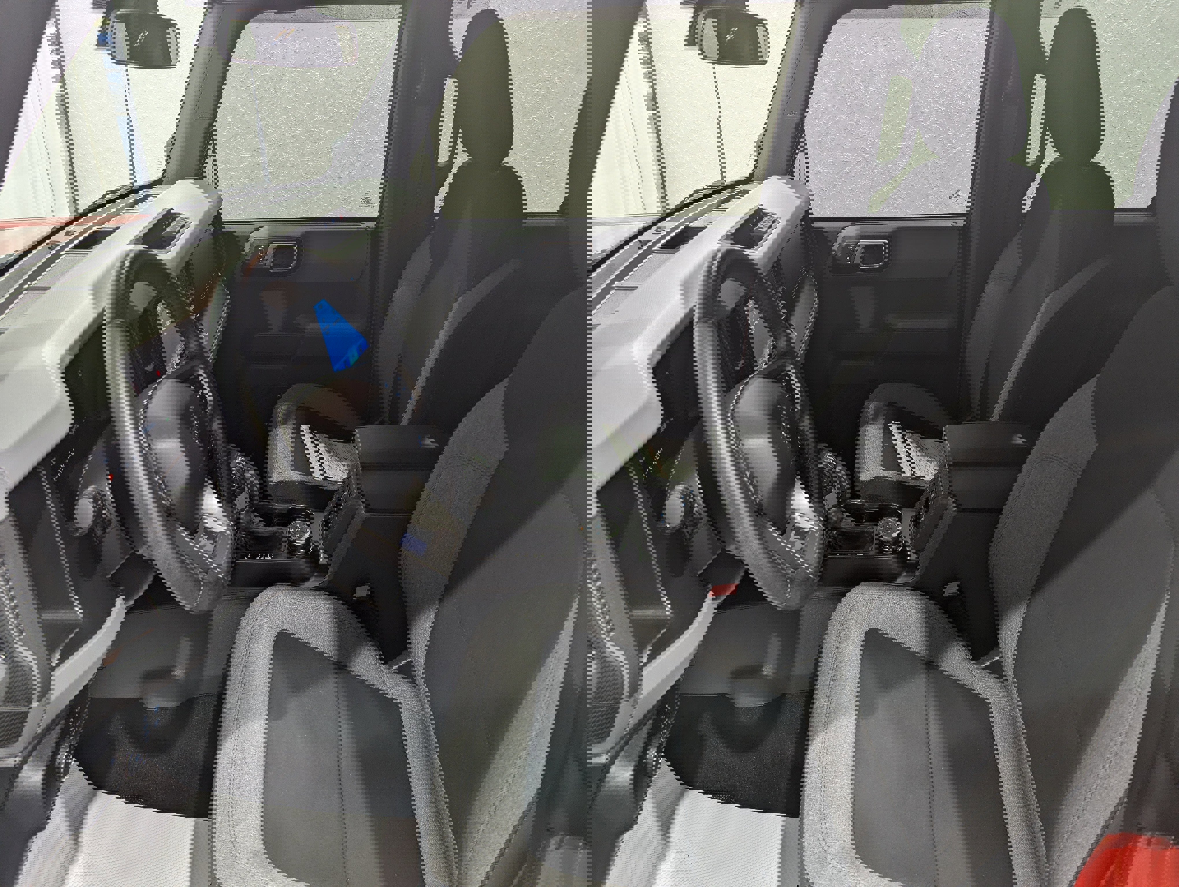 Used 2023 Ford Bronco Big Bend image 17