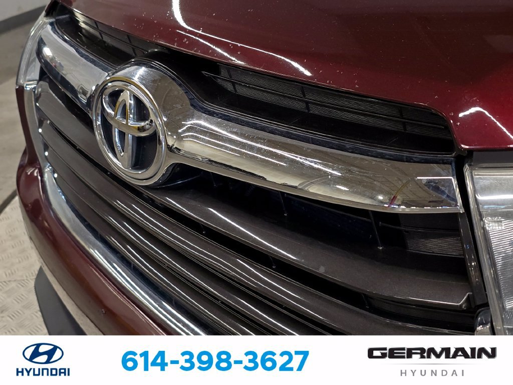 Used 2016 Toyota Highlander Limited AWD/4WD image 14