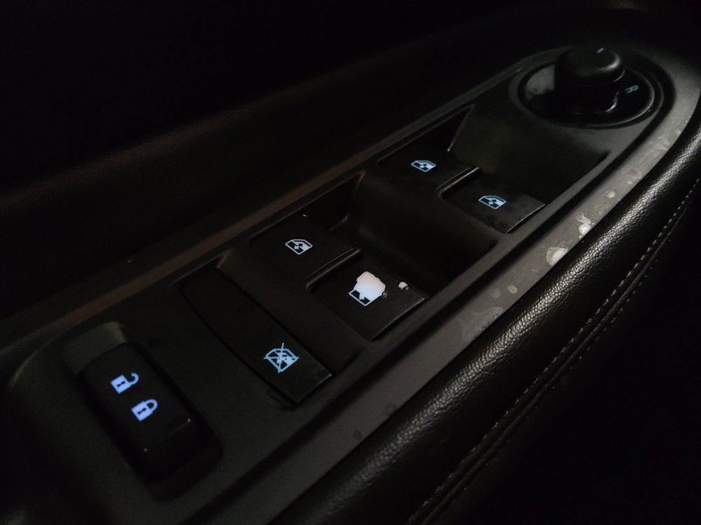 Used 2016 Buick Encore Convenience FWD image 27