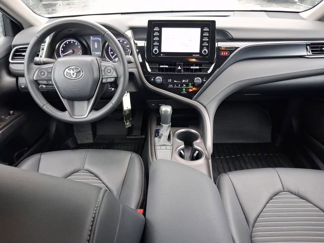 Used 2022 Toyota Camry SE FWD image 7