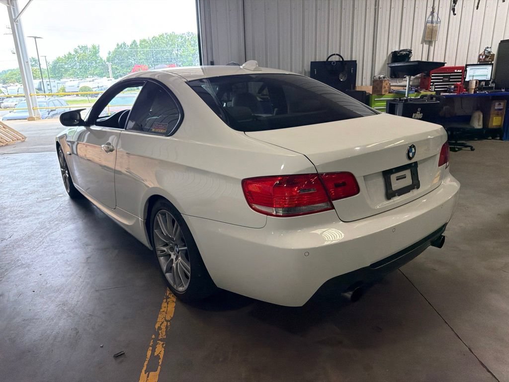 Used 2010 BMW 335i Coupe RWD image 5