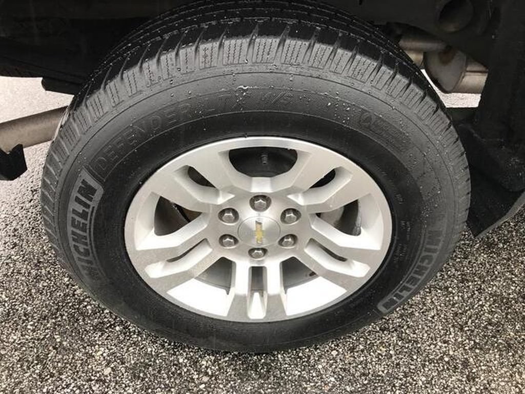 Used 2018 Chevrolet Silverado 1500 LT w/ All Star Edition AWD/4WD image 24