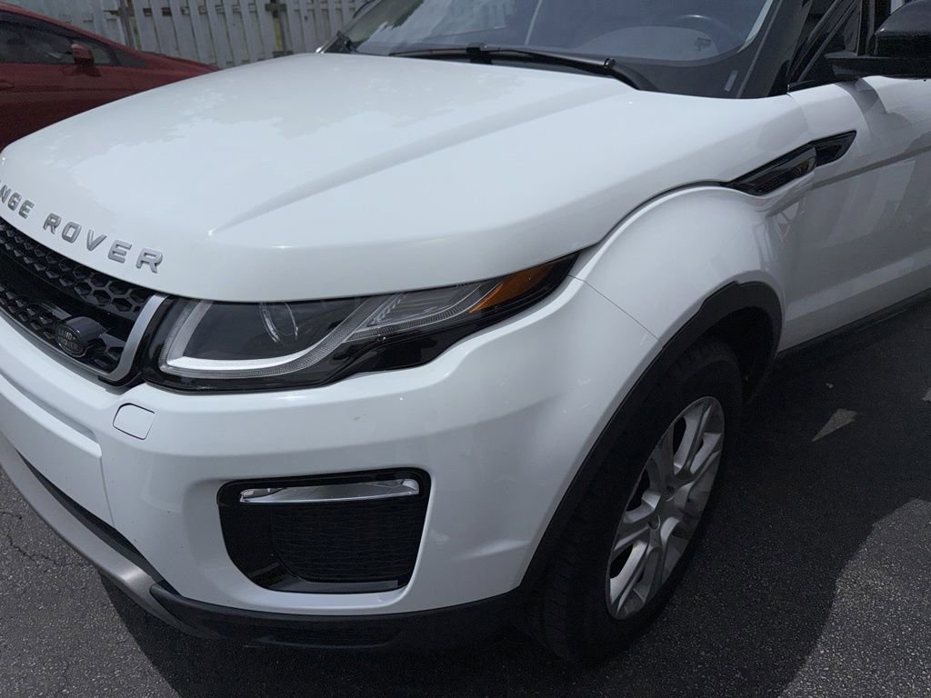 Used 2017 Land Rover Range Rover Evoque SE AWD/4WD video 1