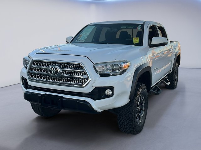 Used 2016 Toyota Tacoma TRD Off-Road w/ Towing Package AWD/4WD image 1