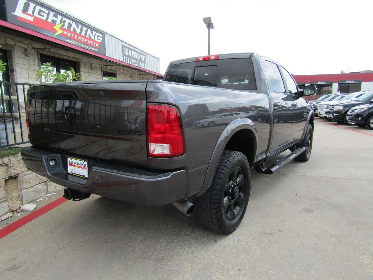 Used 2018 RAM 2500 Big Horn w/ Sport Appearance Group AWD/4WD image 4