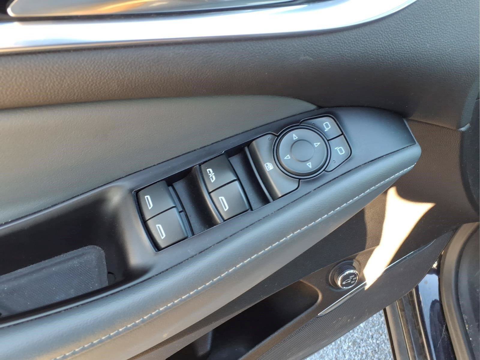 Used 2020 Buick Enclave Essence AWD/4WD image 22