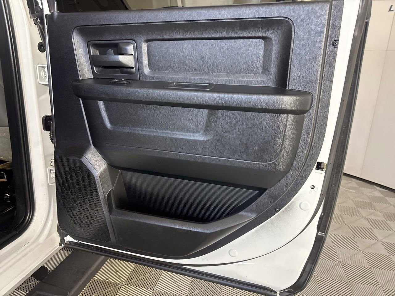 Used 2015 RAM 2500 Tradesman image 24