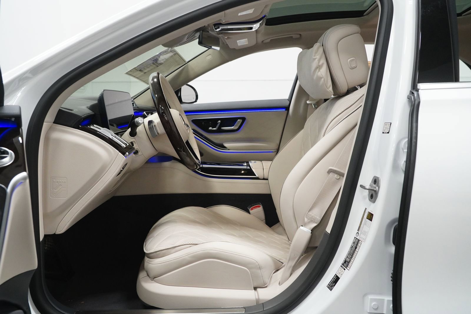 New 2026 Mercedes-Benz S 580 4MATIC Sedan image 2