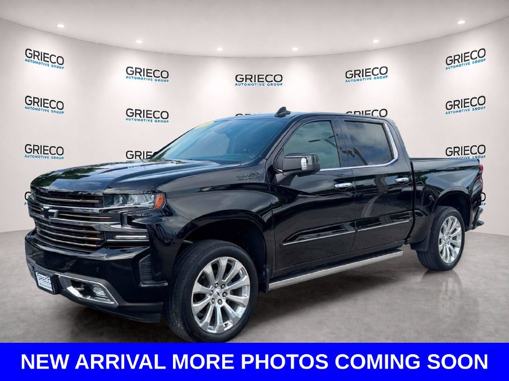 Used 2019 Chevrolet Silverado 1500 High Country w/ Technology Package AWD/4WD image 3
