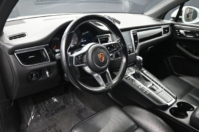 Used 2017 Porsche Macan S AWD/4WD image 11