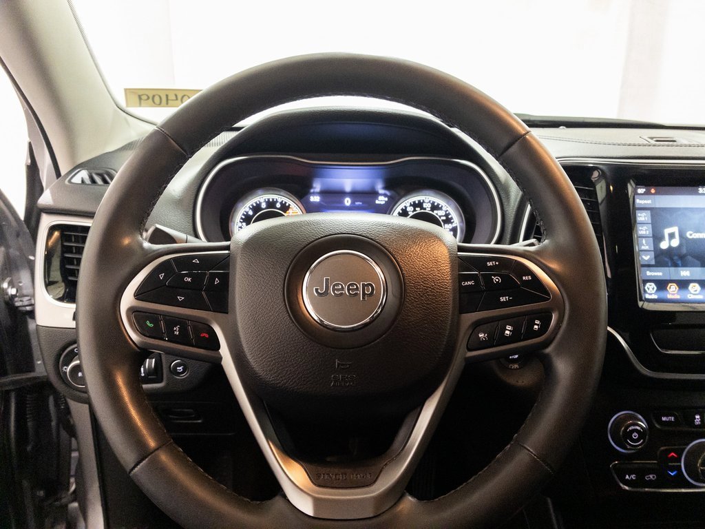 Used 2022 Jeep Cherokee Limited image 14