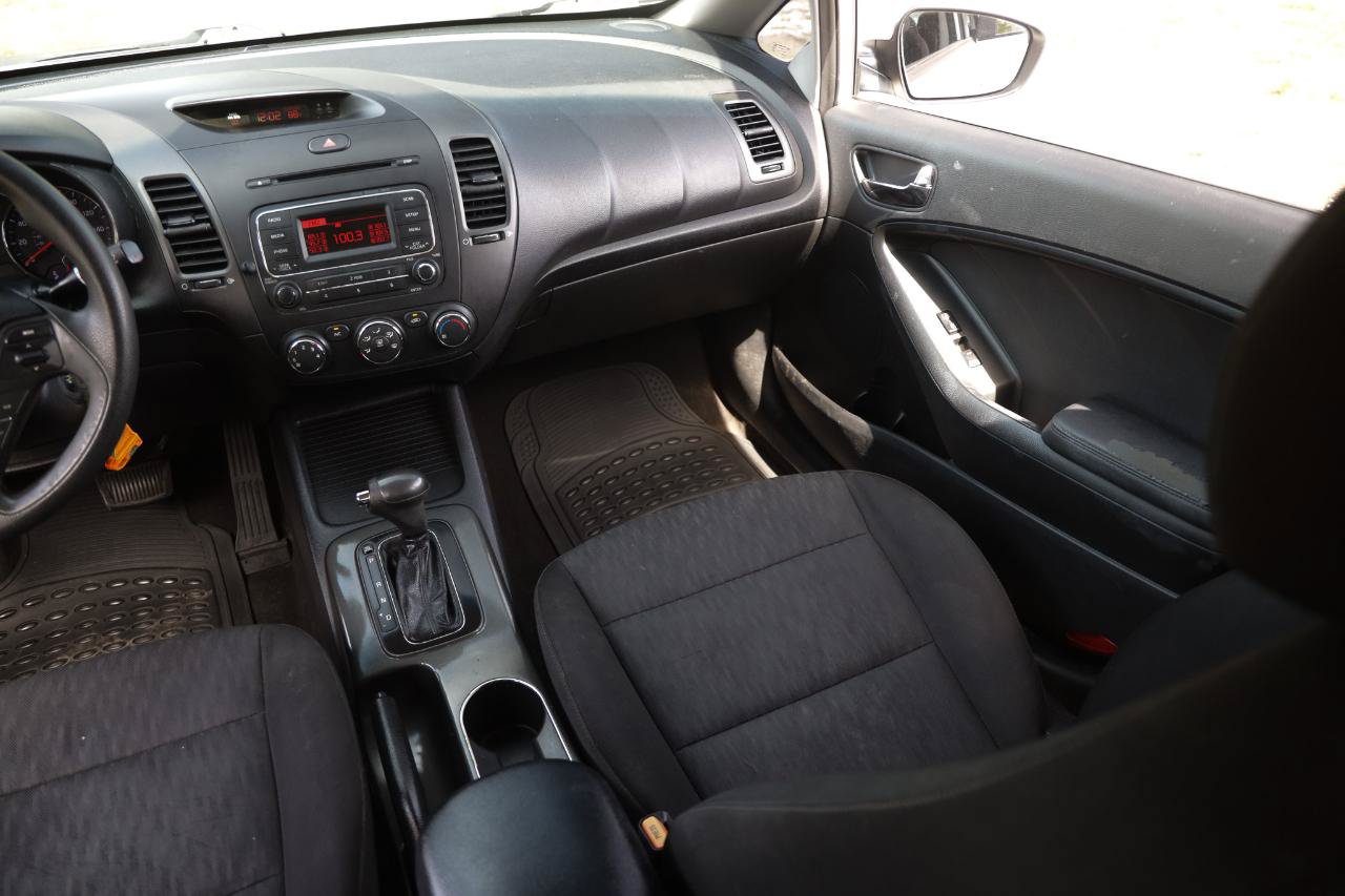Used 2016 Kia Forte LX FWD image 22